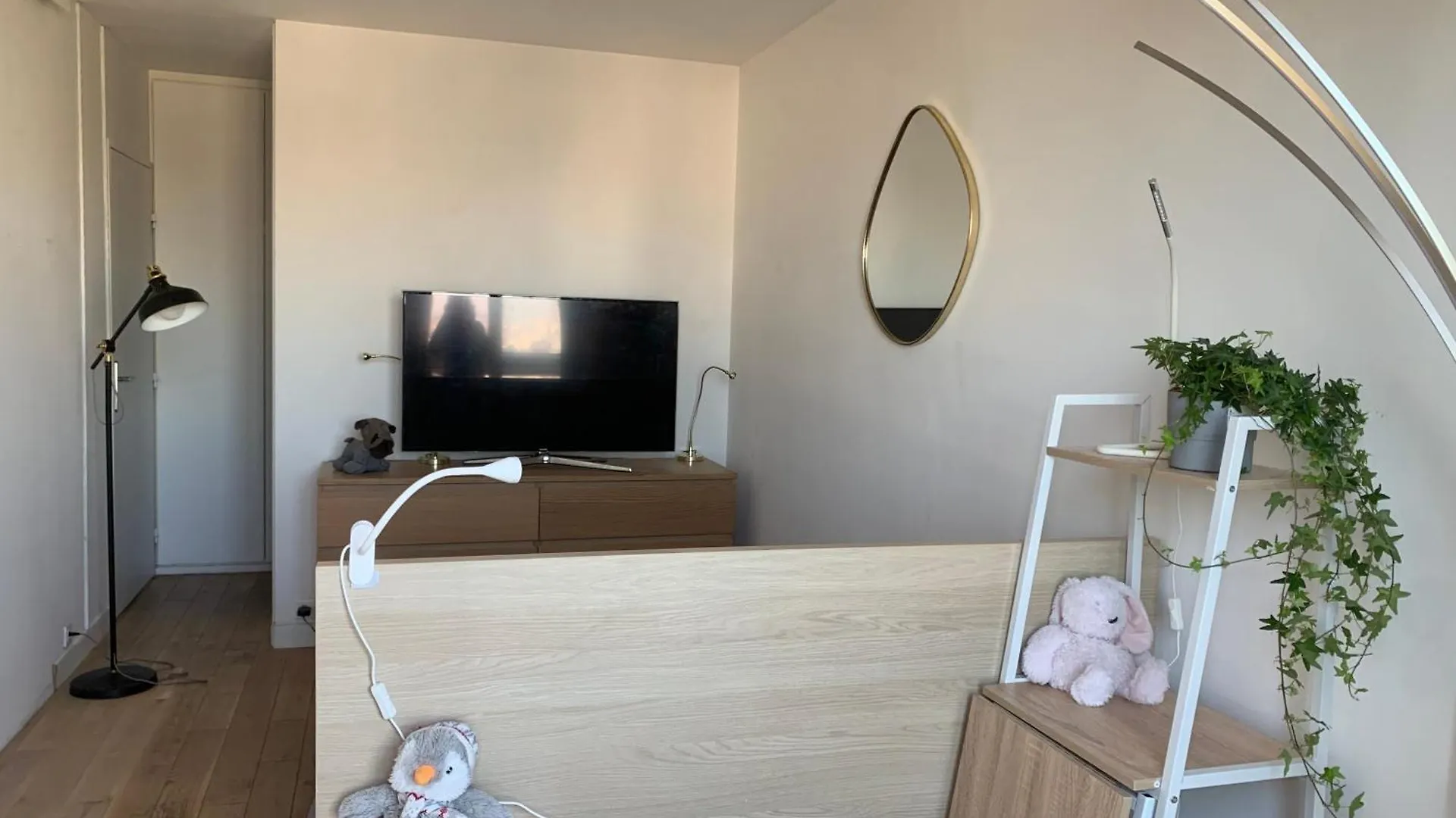 2 Pieces Vue Sur - Place D'italie 아파트 *